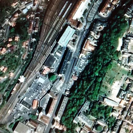 Les Remparts D'alienor * Пуатьє