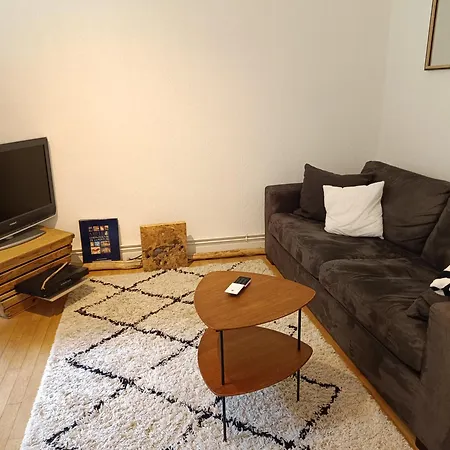 Les Remparts D'alienor Пуатьє