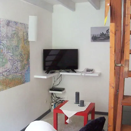 Les Remparts D'alienor Пуатьє