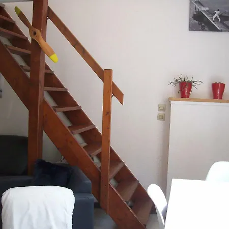 Les Remparts D'alienor * Пуатьє